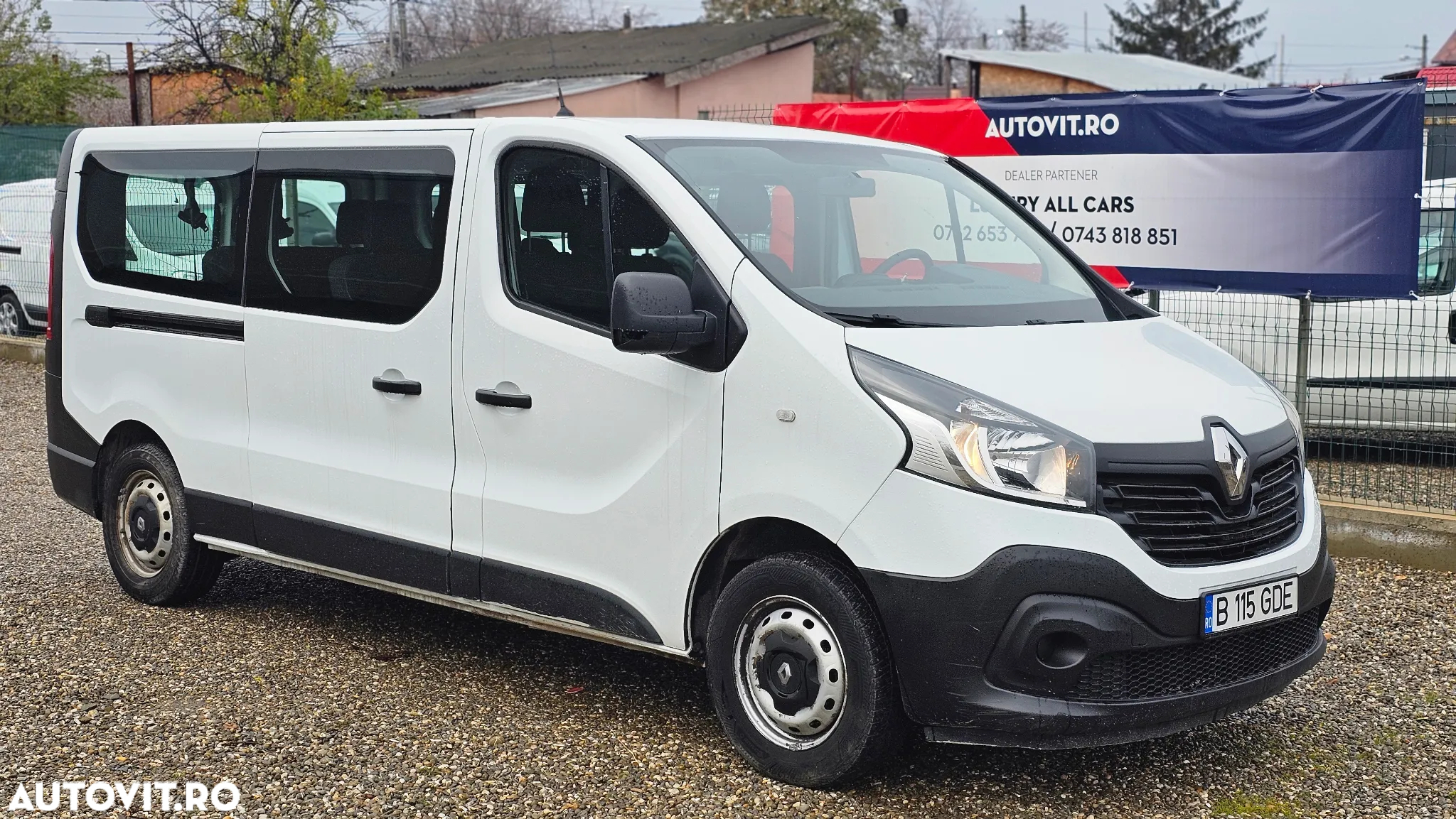 Renault Trafic - 17