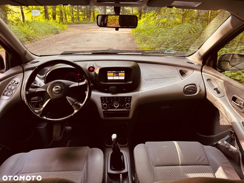 Nissan Almera Tino acenta PLUS - 5