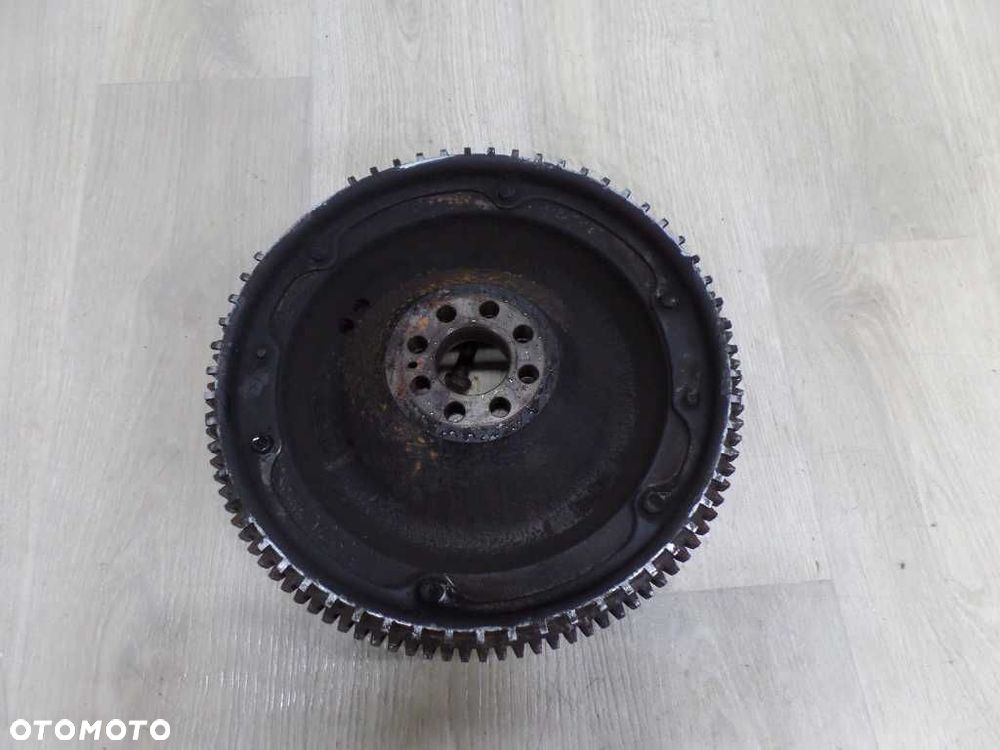 NISSAN CABSTAR MAXITY NT400 2.5 07-18 KOLO ZAMACHOWE DOCISK TARCZA - 13
