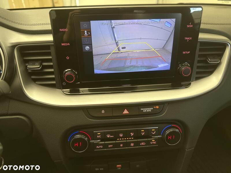 Kia Ceed 1.5 T-GDI M - 15