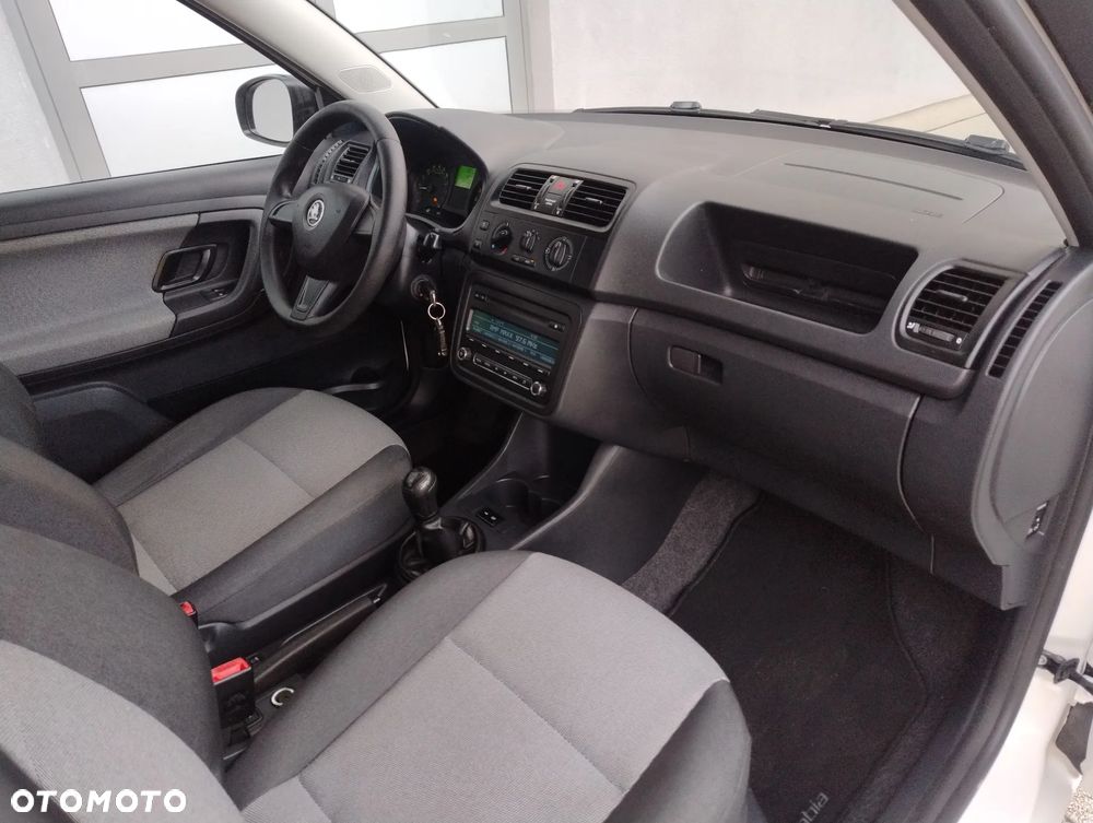 Skoda Fabia 1.6 TDI DPF Active Plus - 10