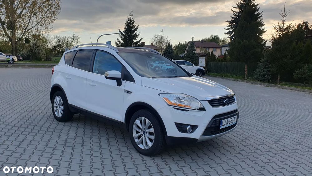 Ford Kuga 2.0 TDCi 2x4 Titanium - 2