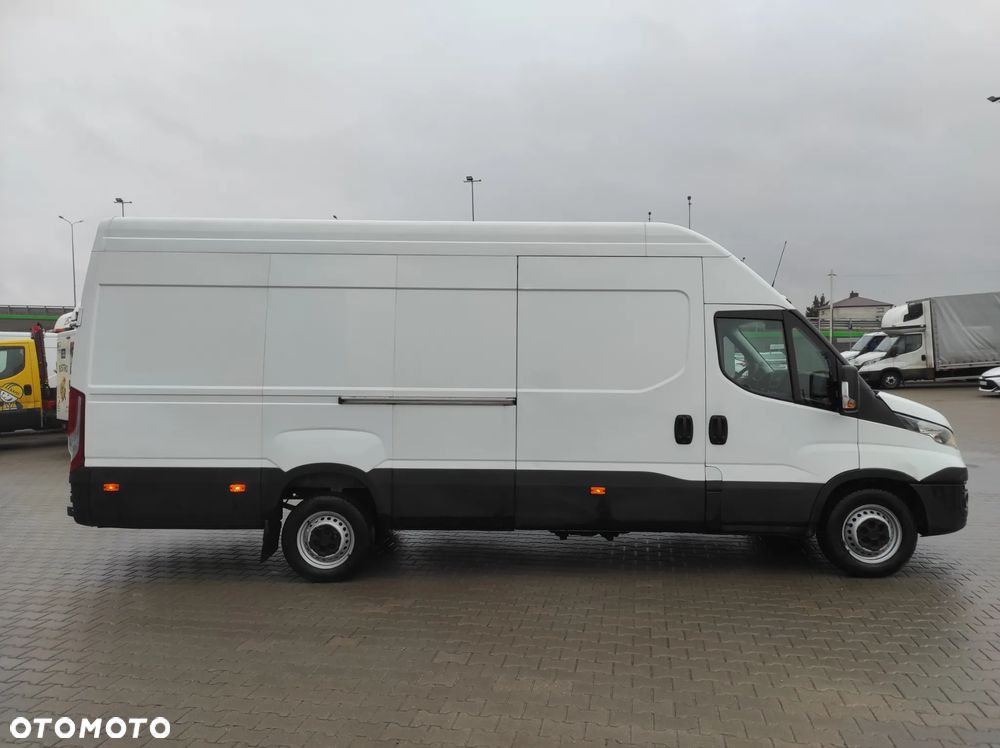 Iveco DAILY 35S15 - 5