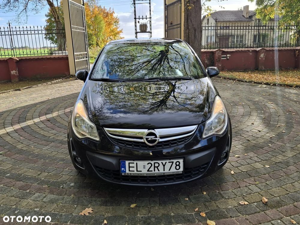 Opel Corsa 1.4 16V 150 Jahre - 30