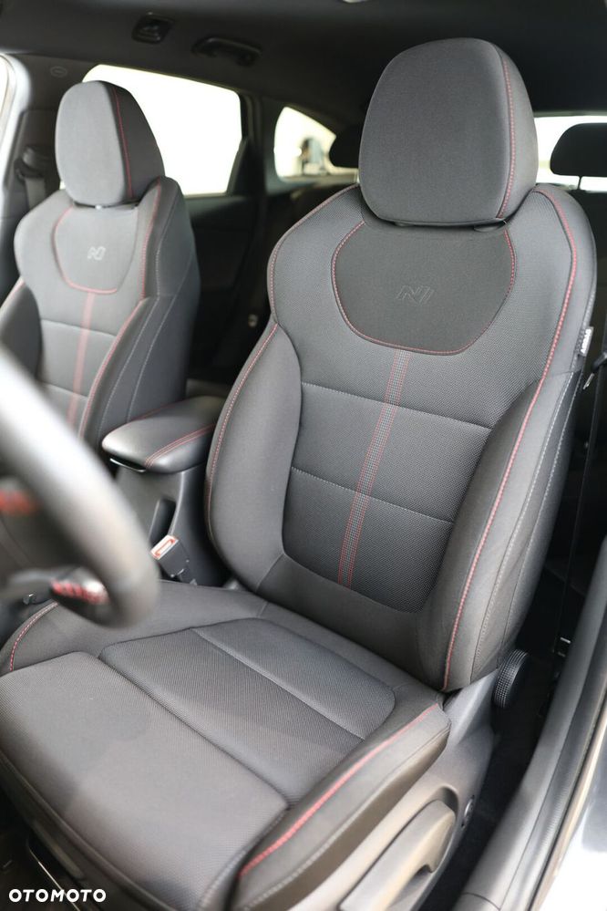 Hyundai i30 1.5 T-GDI 48V Premium - 8