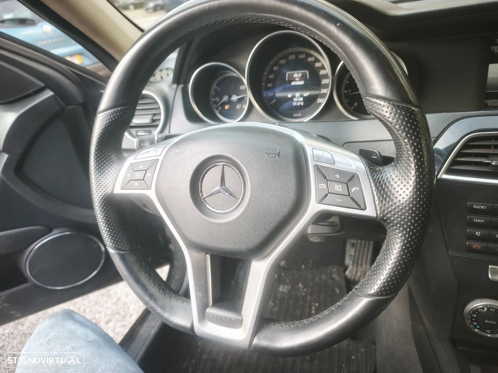 Mercedes-Benz C 220 - 17