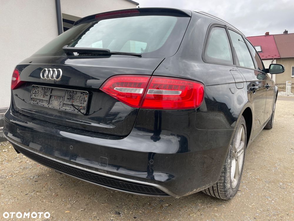 Audi A4 Avant 2.0 TDI Quattro - 12