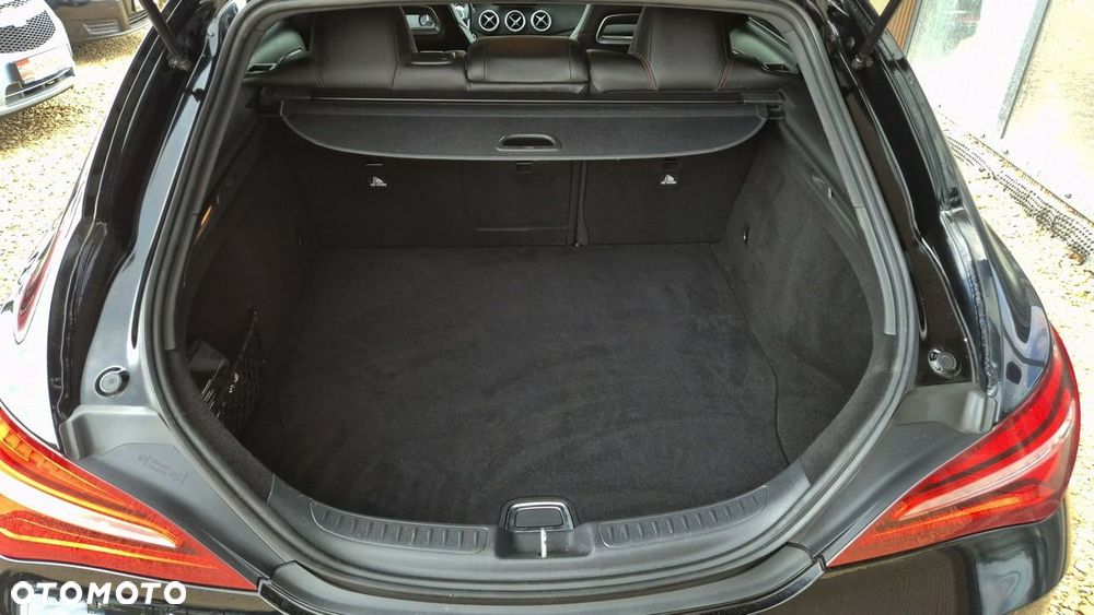 Mercedes-Benz CLA 200 7G-DCT AMG Line - 6