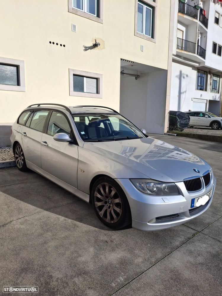BMW 320 d Touring Exclusive - 1