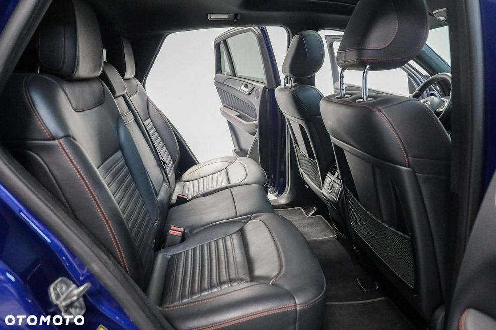 Mercedes-Benz GLE AMG 43 4M 9G-TRONIC AMG Line - 23