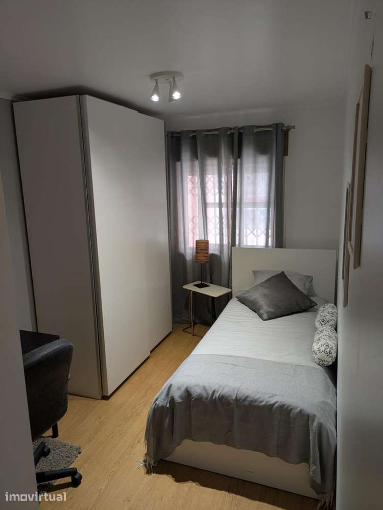 Quarto - localizado em Lumiar Lisbon - Grande imagem: 5/7