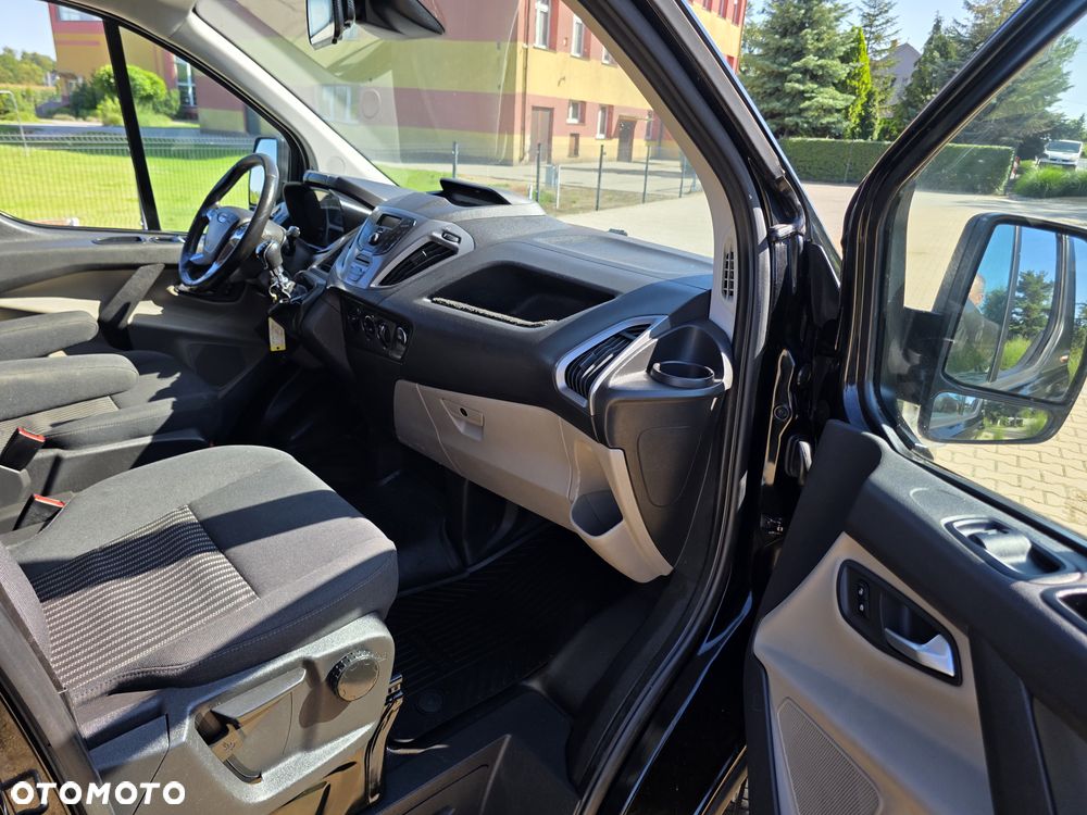 Ford Transit Custom - 13