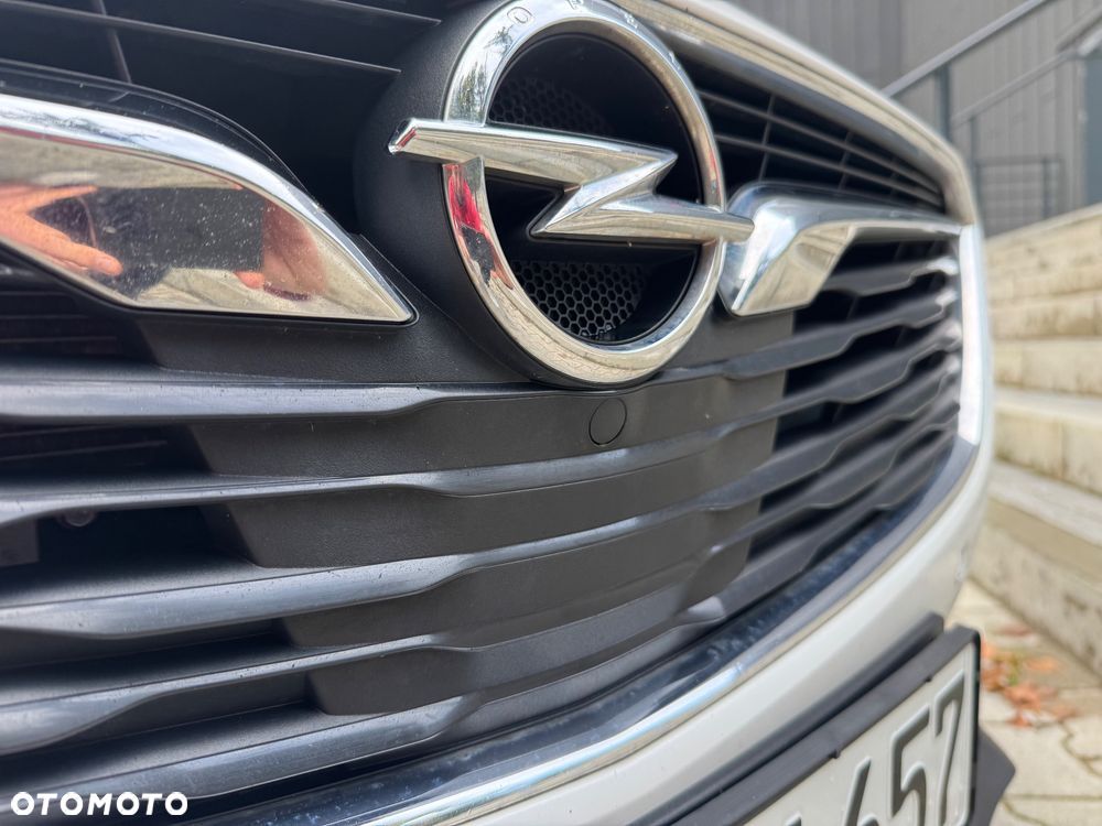 Opel Insignia 2.0 CDTI Cosmo S&S - 31