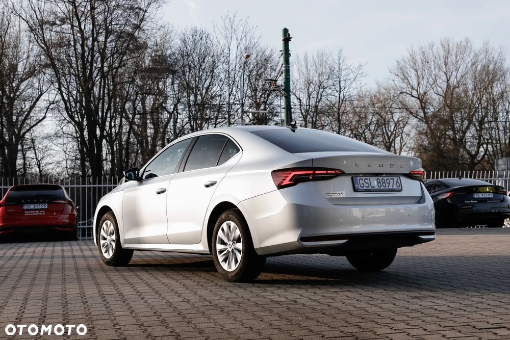 Skoda Octavia 1.5 TSI Selection - 5