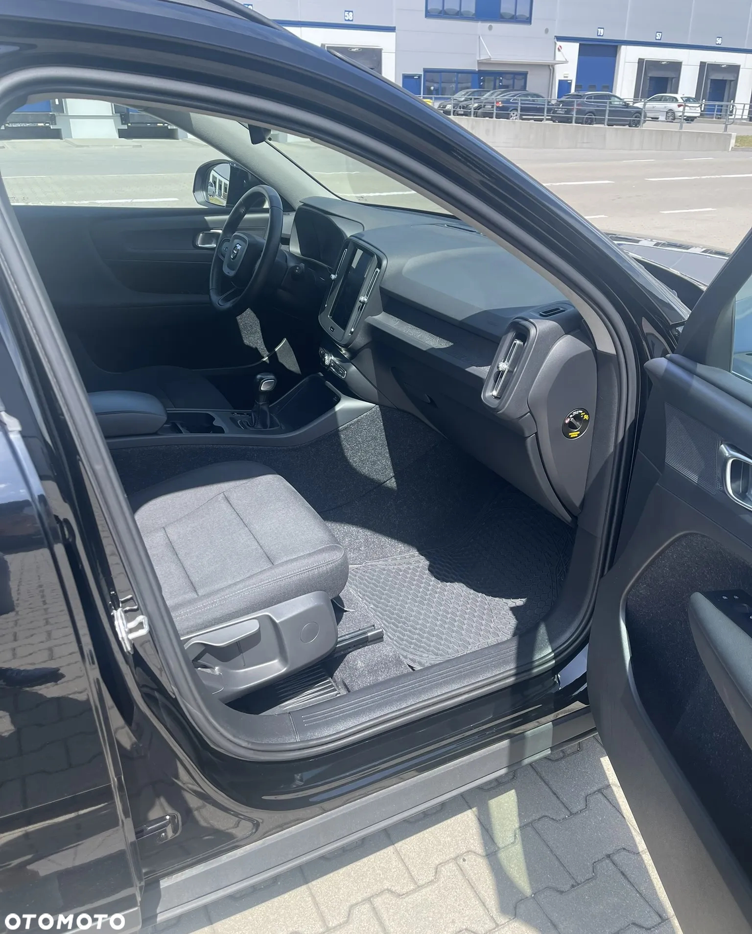 Volvo XC 40 T2 Momentum Core - 14