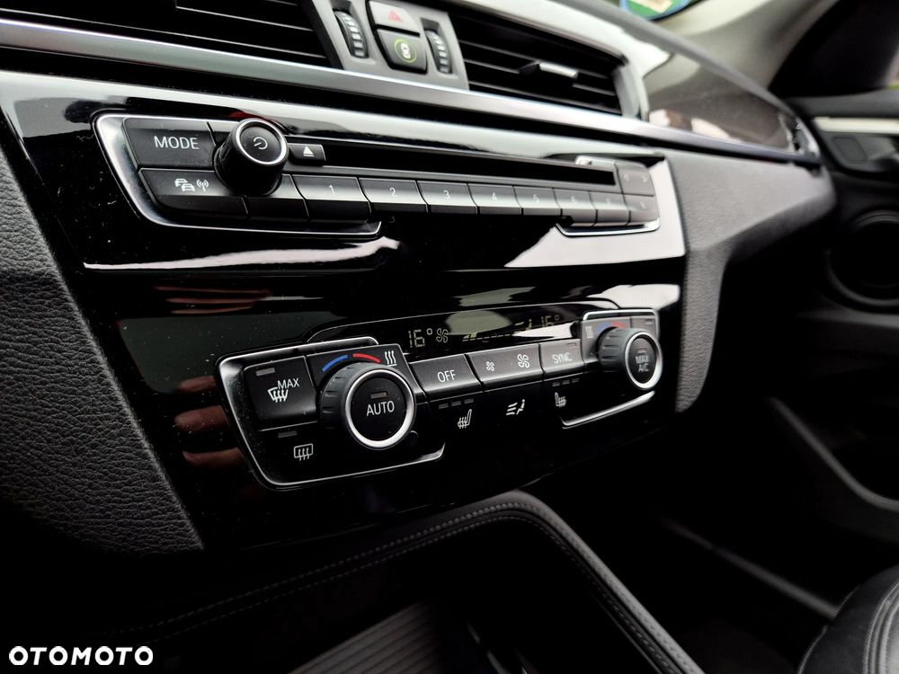 BMW X1 sDrive18d xLine - 15