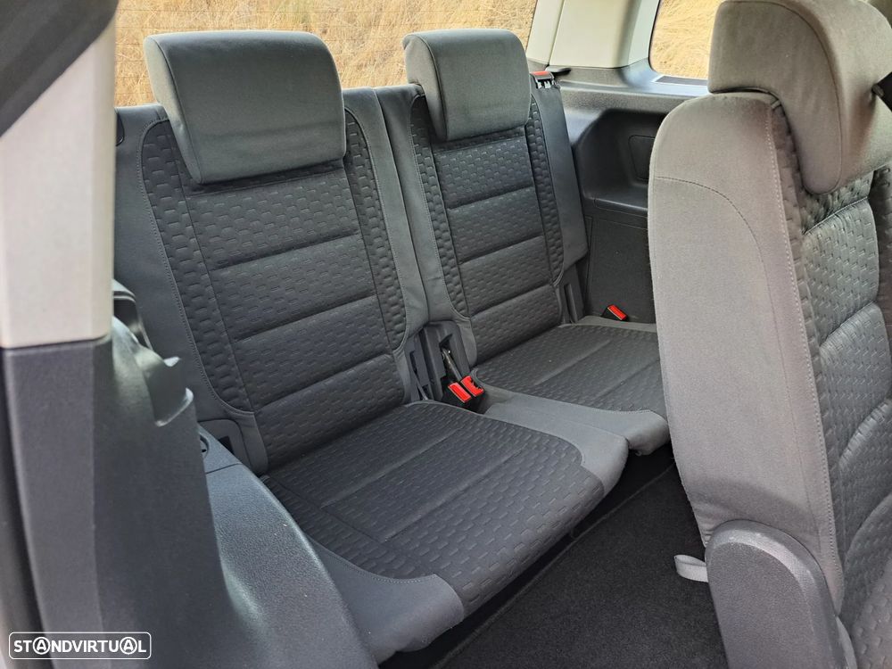 VW Touran 1.9 TDi Conceptl BlueM. 7L - 22