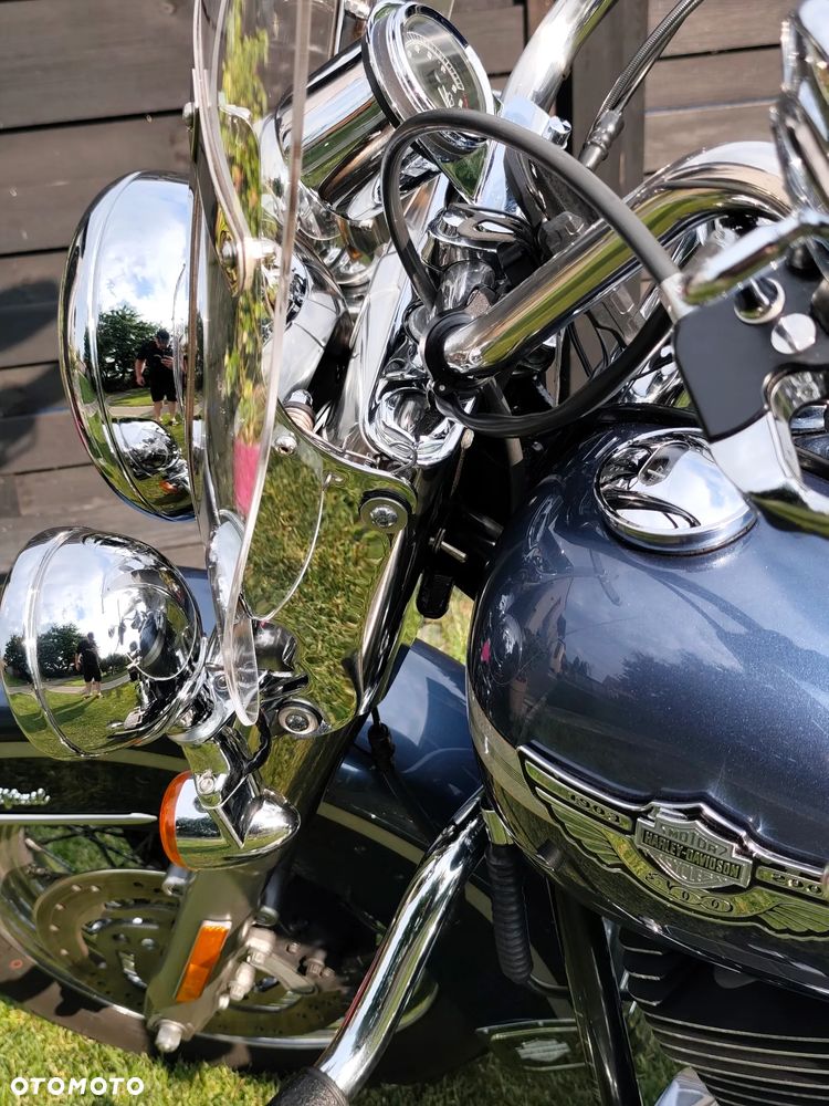 Harley-Davidson Softail Heritage Classic - 30