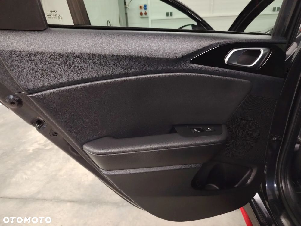 Kia ProCeed 1.6 T-GDI GT DCT - 23