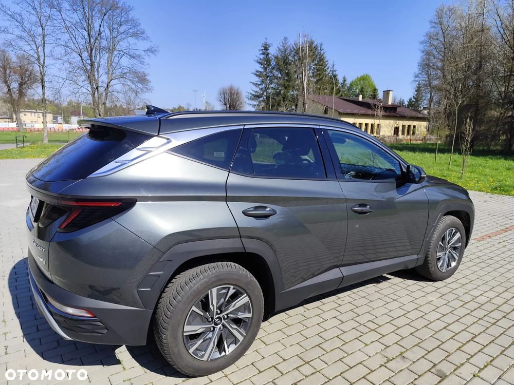 Hyundai Tucson 1.6 T-GDi HEV Executive 4WD - 29