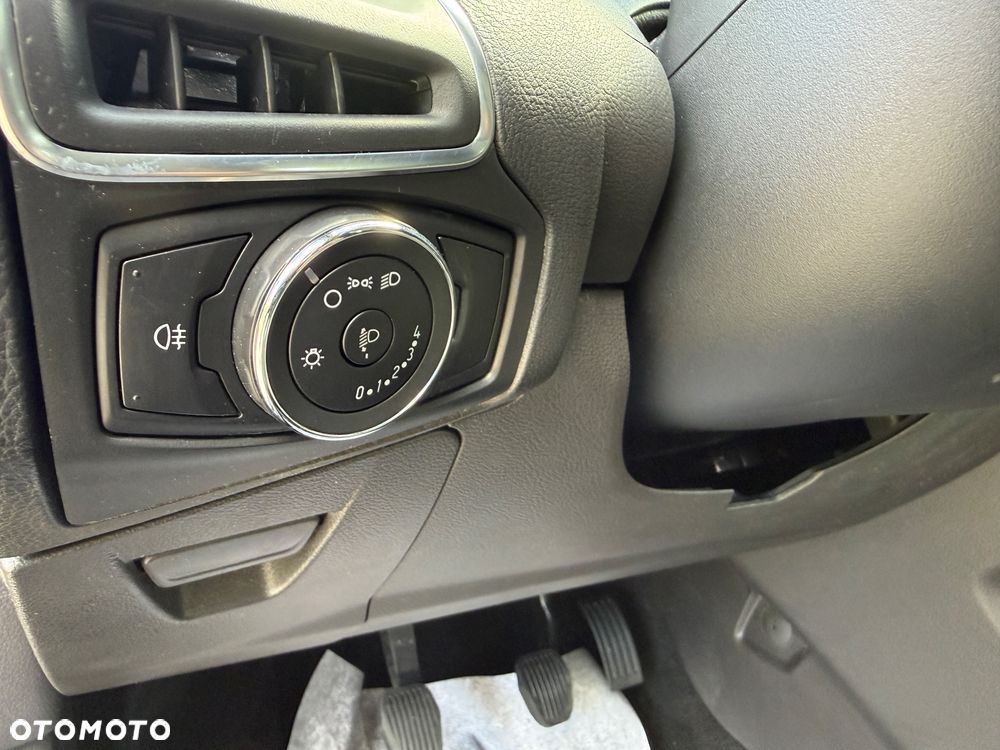 Ford Focus - 19
