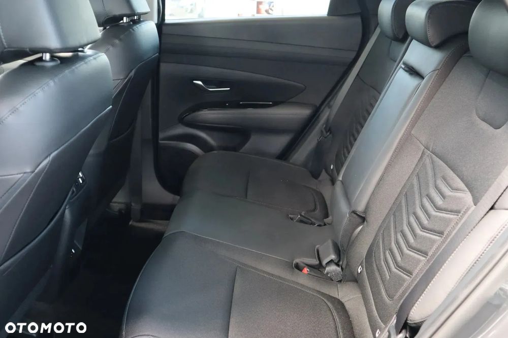 Hyundai Tucson 1.6 T-GDi Executive 2WD - 13