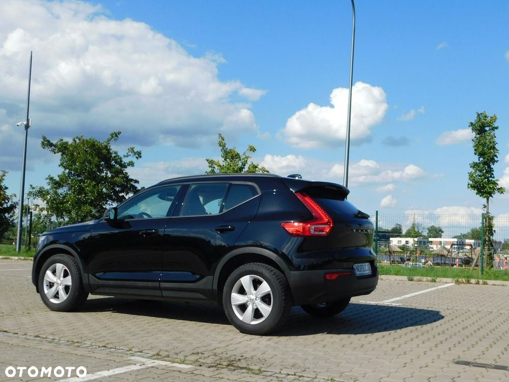 Volvo XC 40 - 3