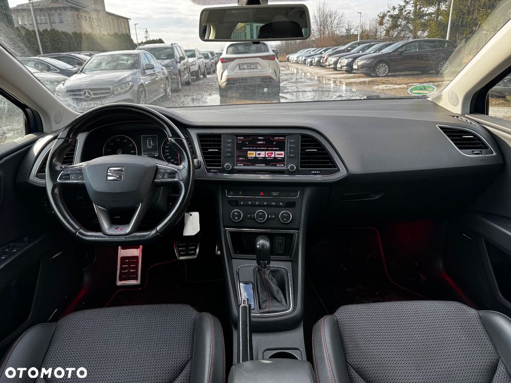 Seat Leon Sportstourer 1.8 TSI FR S&S DSG - 24