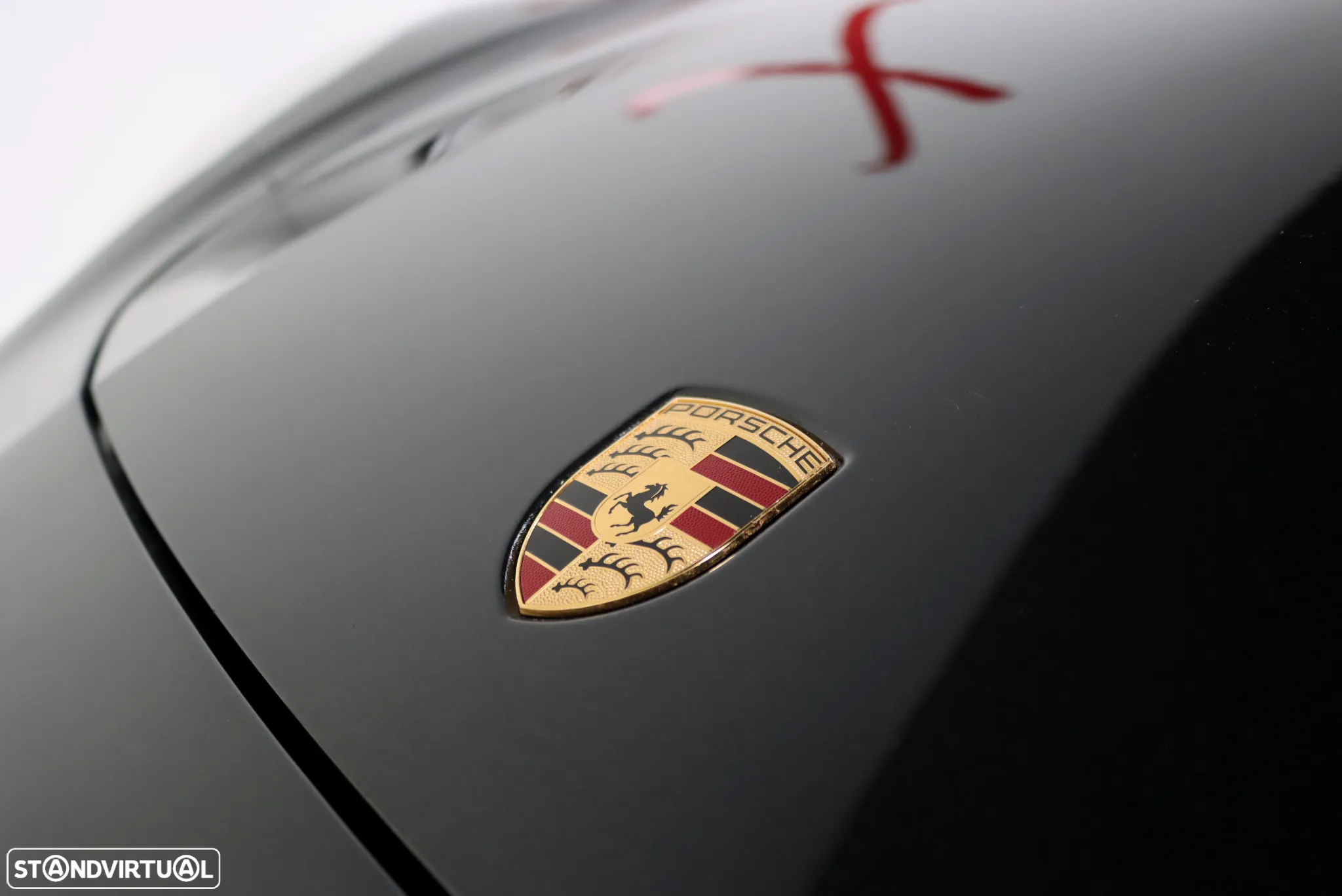 Porsche Panamera 4 E-Hybrid - 8