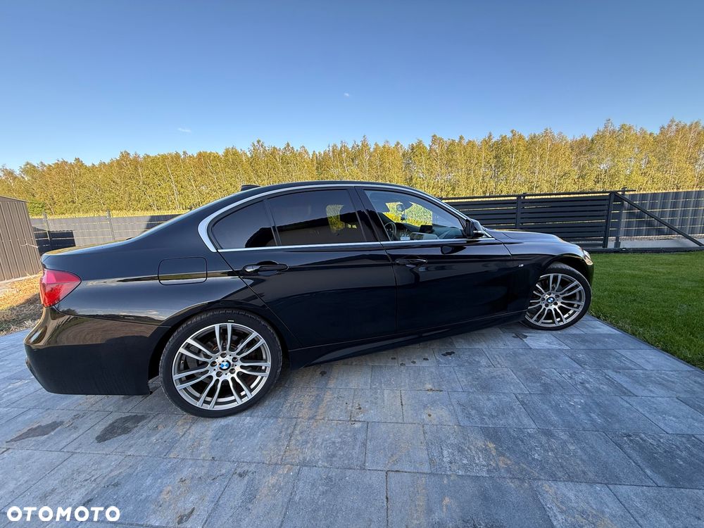 BMW Seria 3 320d M Sport - 10