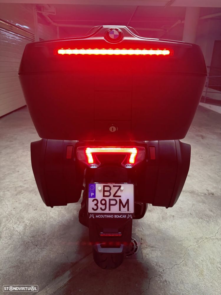 BMW R 1300 RT Triple Black - 14