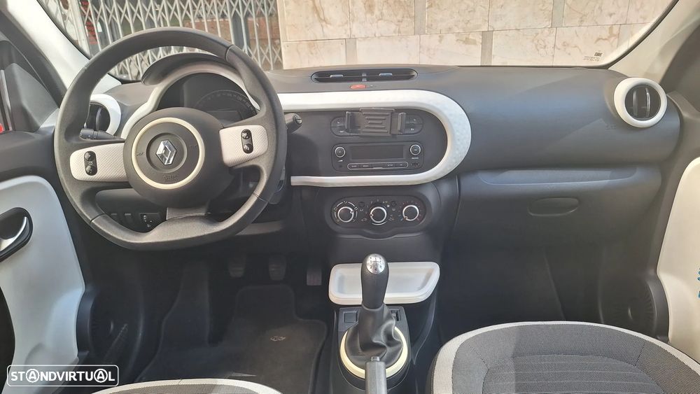 Renault Twingo — fotografia 14