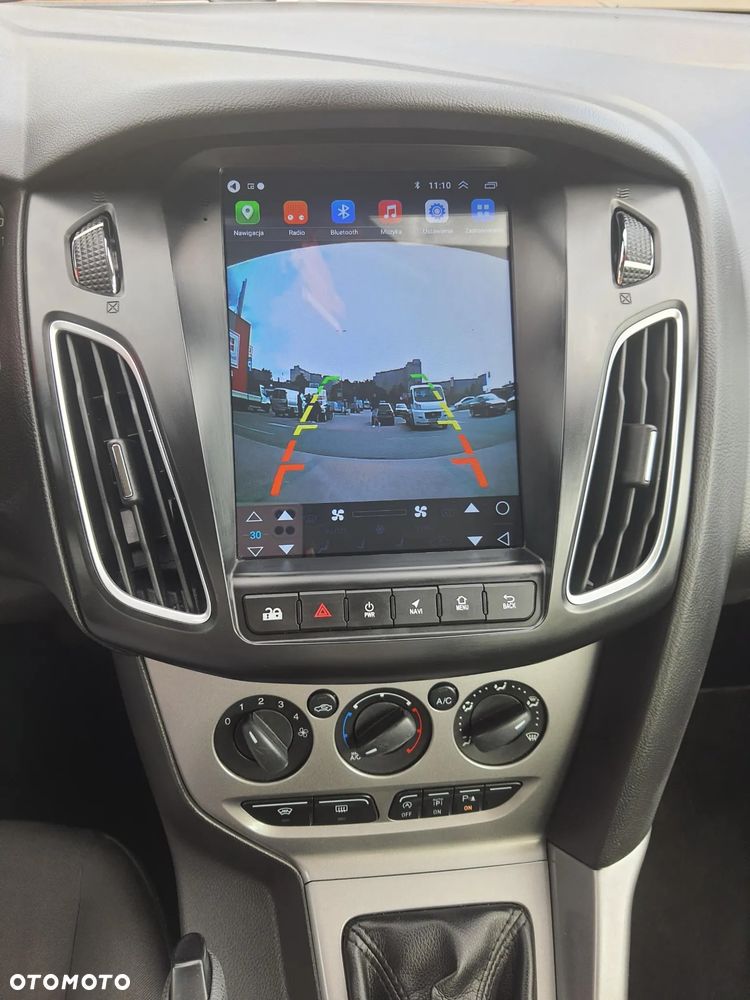 Ford Focus 1.0 EcoBoost Start-Stopp-System Champions Edition - 10