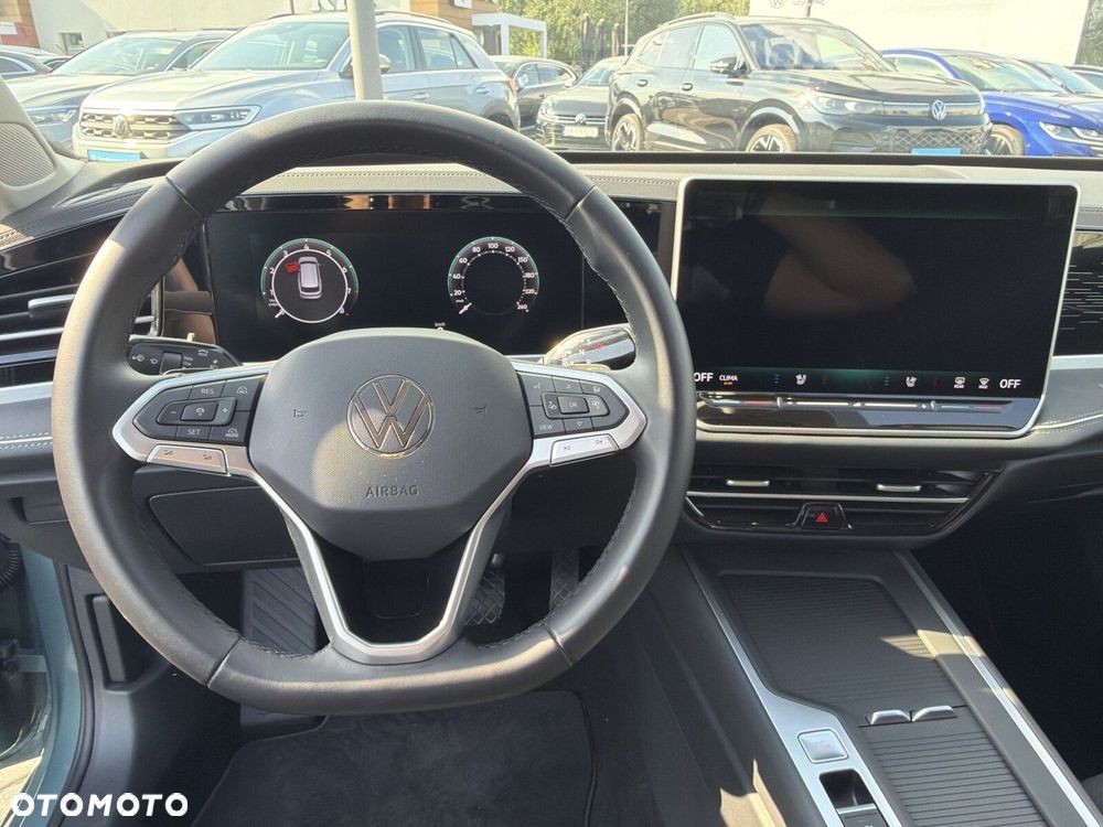 Volkswagen Passat - 18
