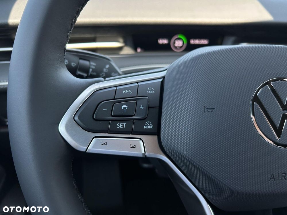 Volkswagen ID.7 77kWh Pro Plus - 16