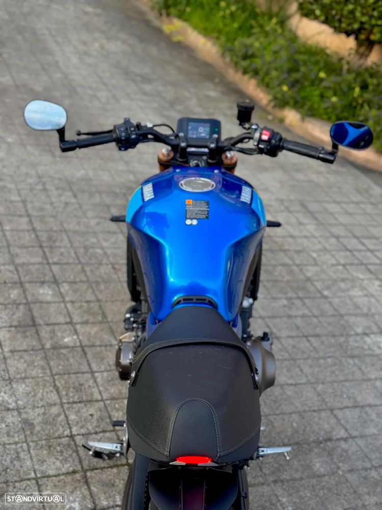Yamaha XSR 900 - 6
