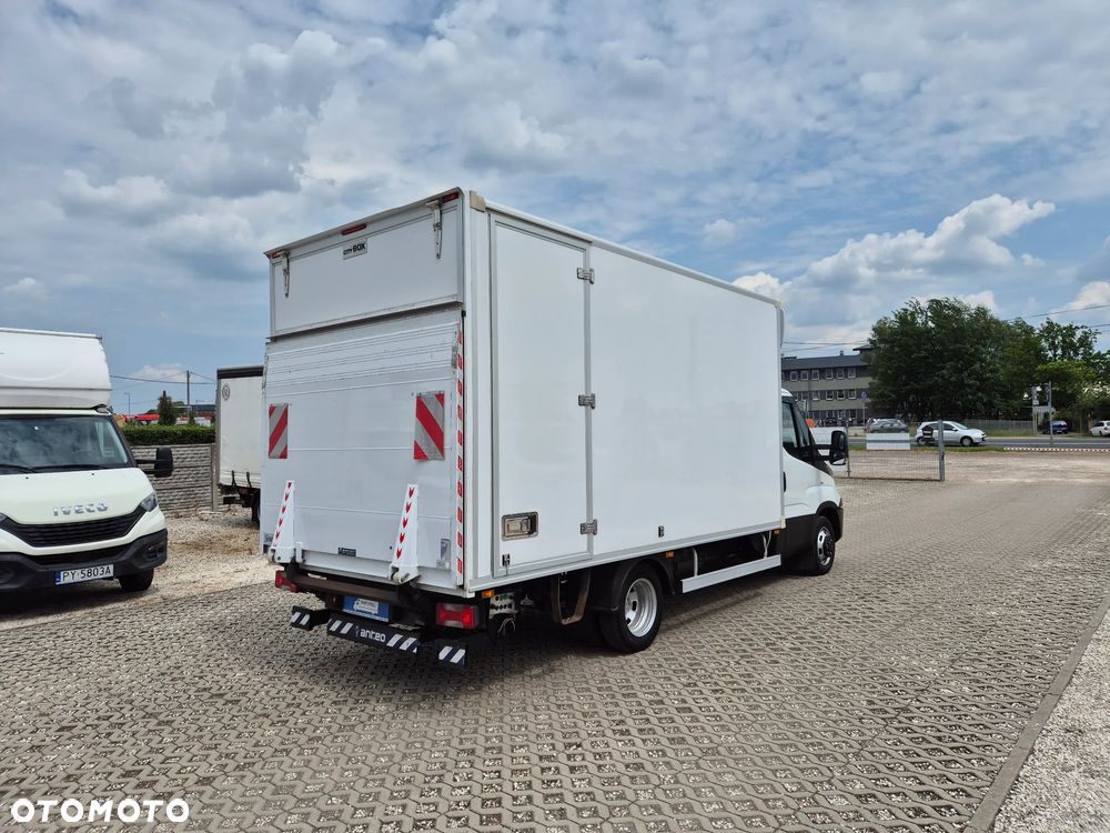 Iveco Daily 35C14, kontener 8PAL, winda 750KG, bliźniaki, klimatyzacja, drzwi boczne - 4