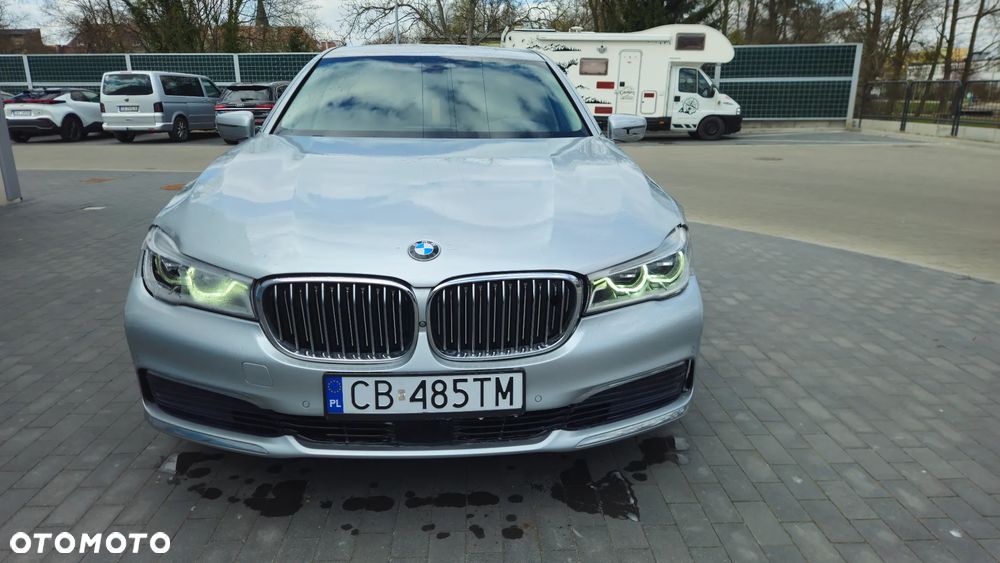 BMW Seria 7 730d - 2