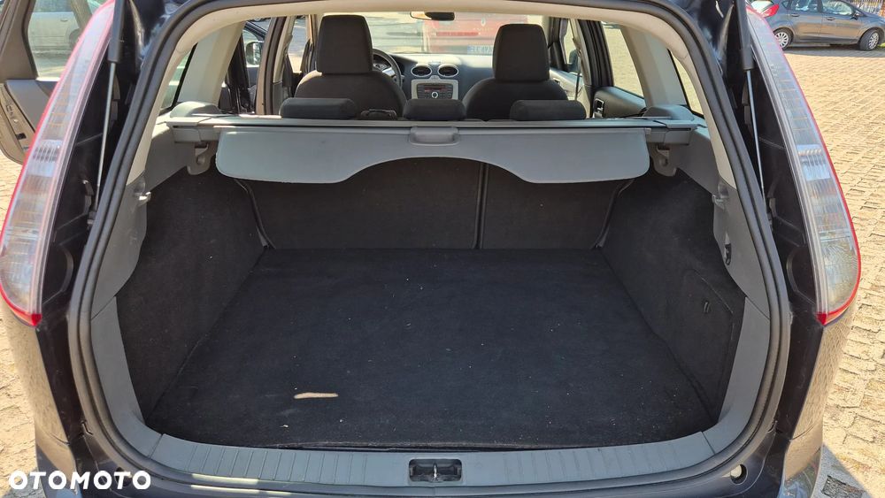 Ford Focus - 13