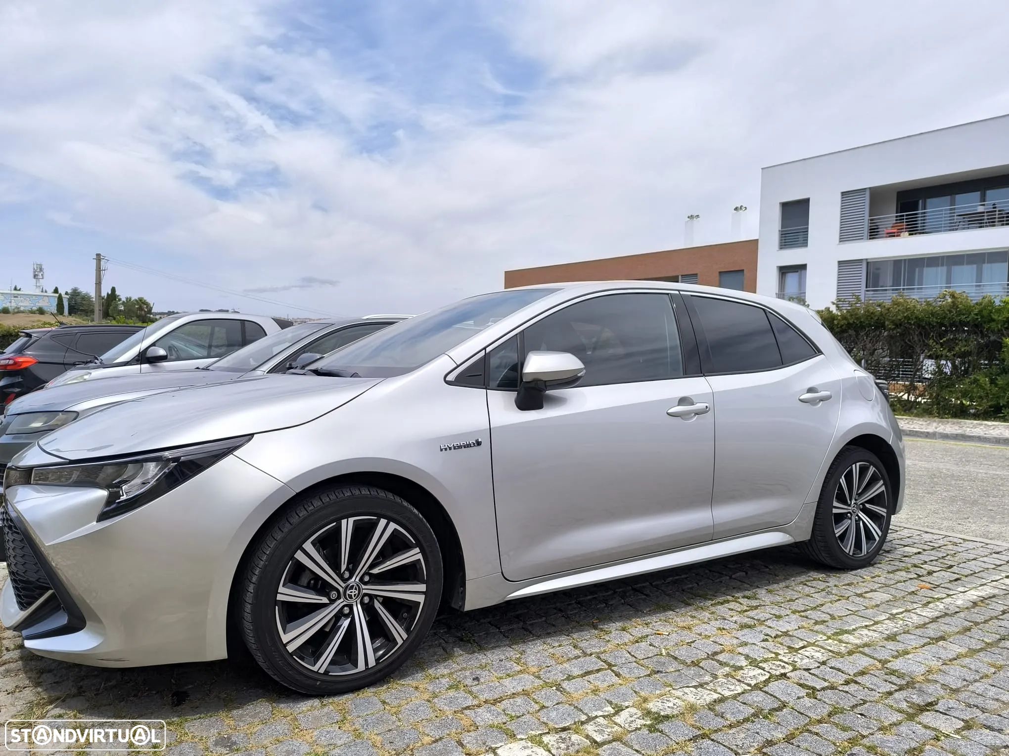 Toyota Corolla 1.8 Hybrid Comfort+P.Sport - 1