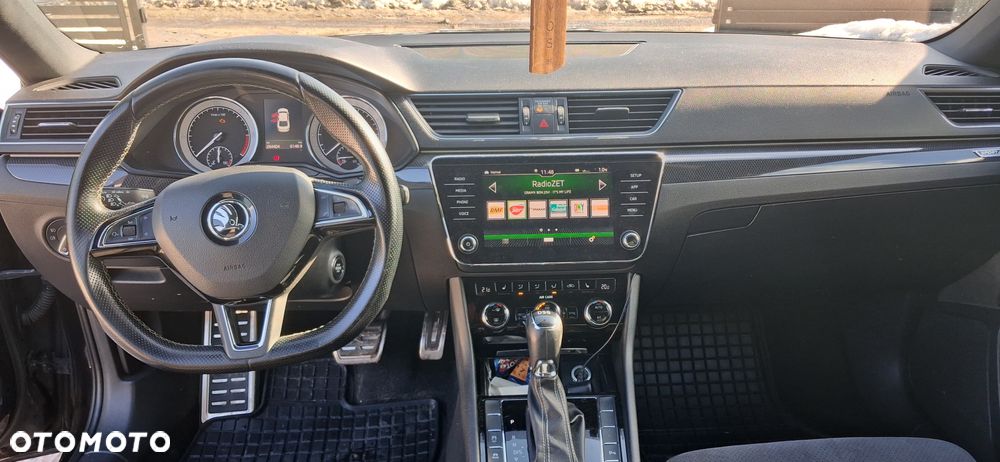 Skoda Superb 2.0 TDI Sportline DSG - 5