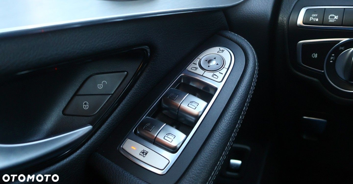 Mercedes-Benz GLC - 25