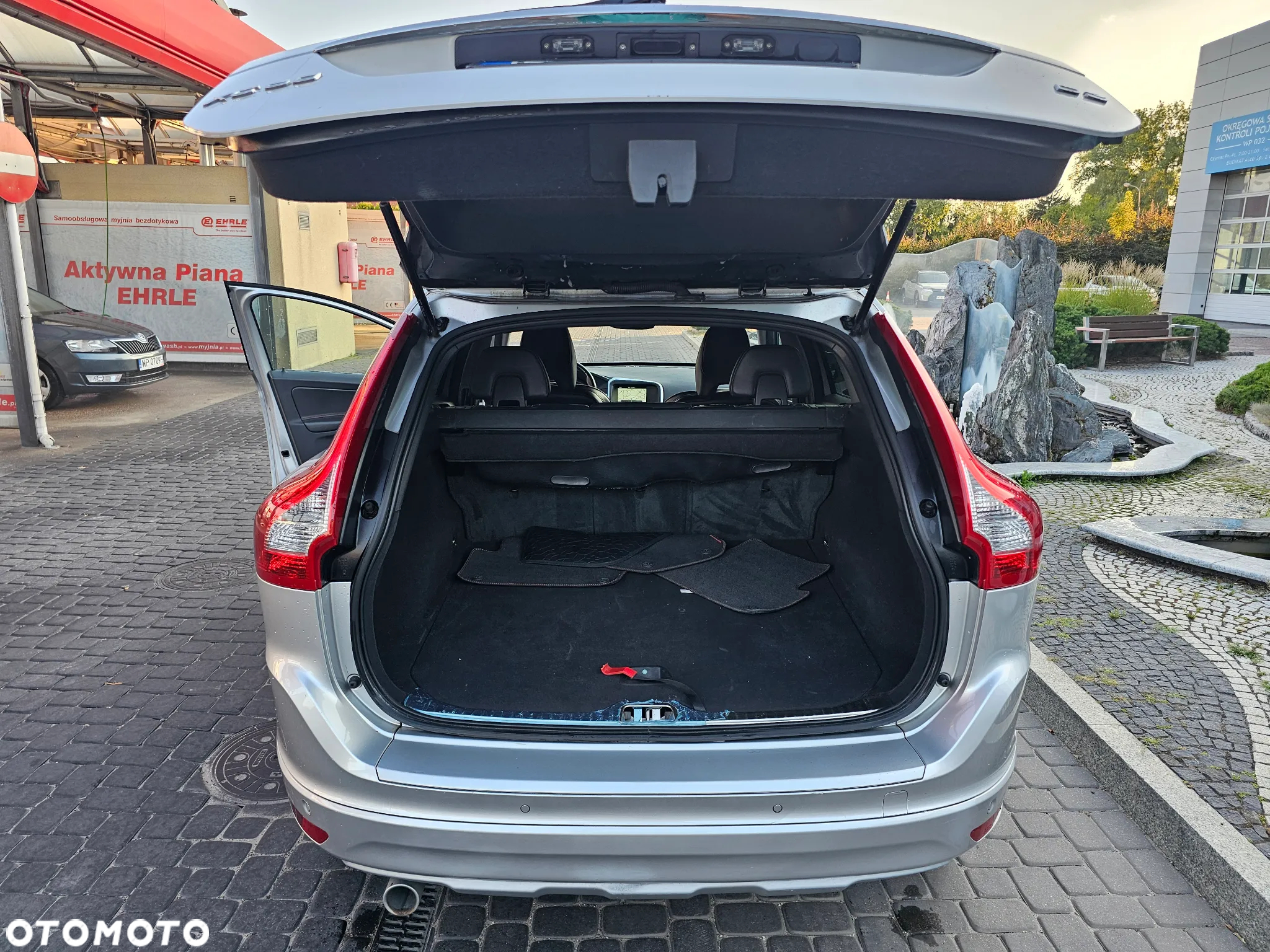 Volvo XC 60 D3 Drive-E Ocean Race - 35