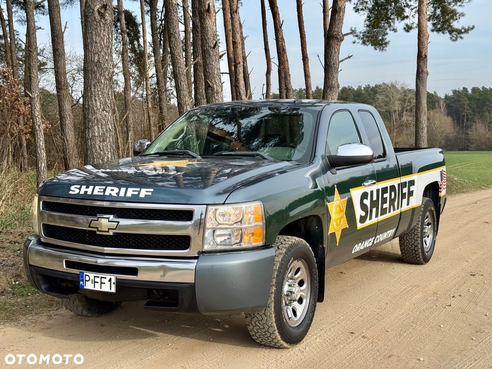 Chevrolet Silverado - 1