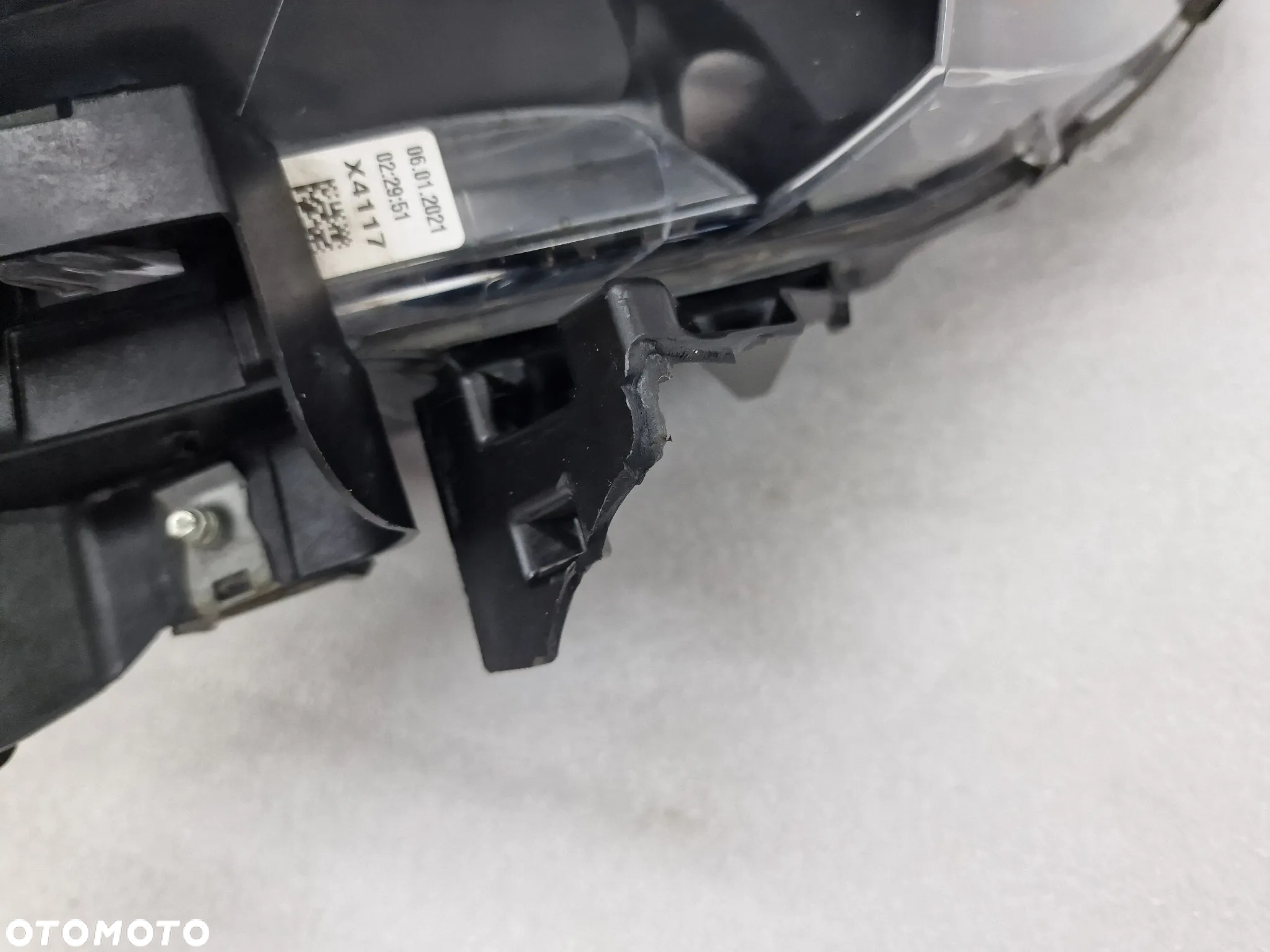 FIAT DOBLO 2 II LIFT 15- LEWA LAMPA PRZEDNIA PRZÓD , NR 521094580 , NR AUKCJI LA78 - 22