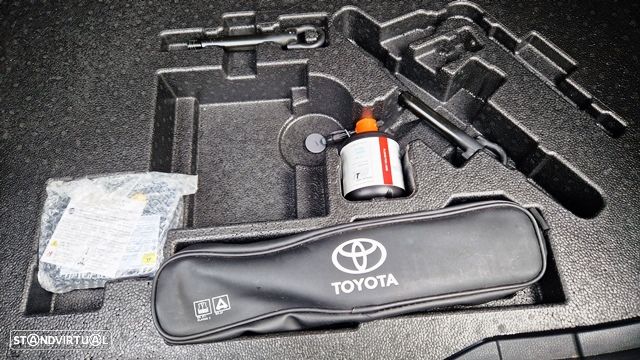 Toyota C-HR 1.8 Hybrid Exclusive - 16