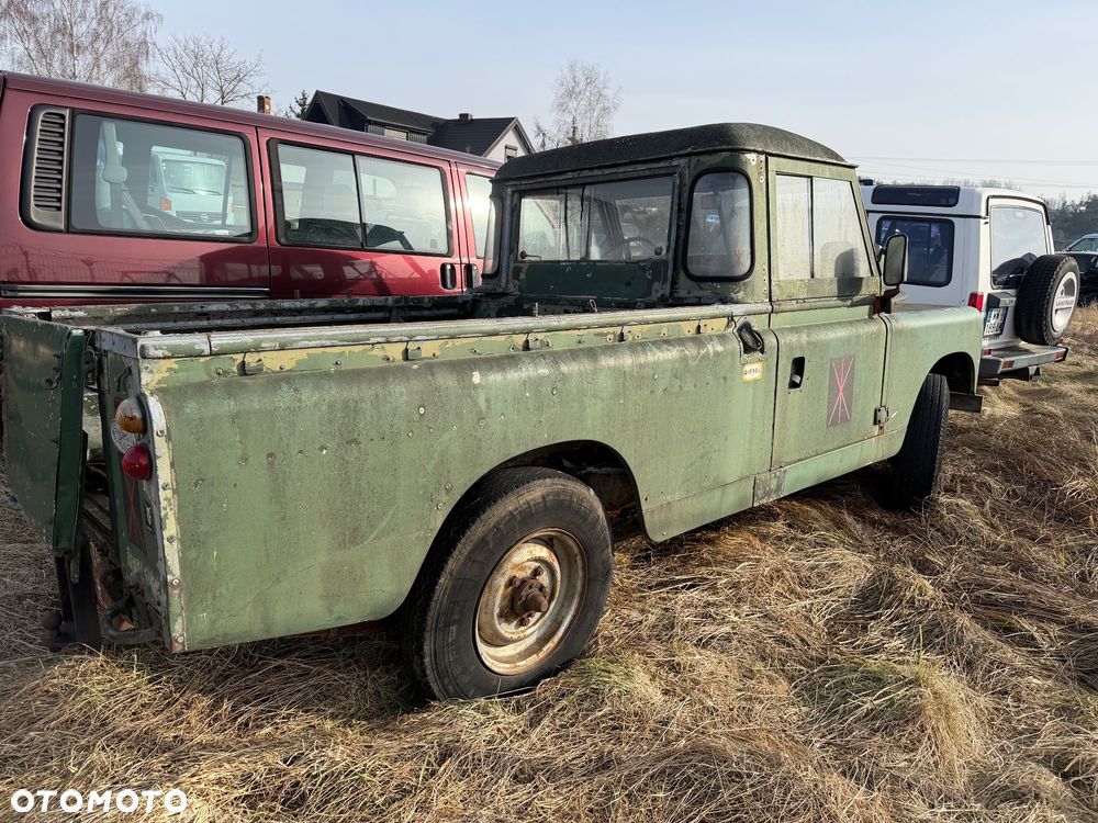 Land Rover Defender - 3