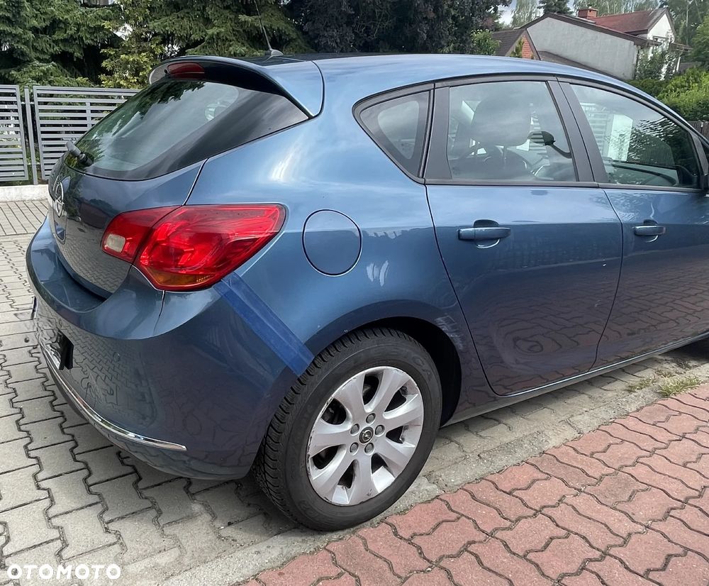 Opel Astra - 6