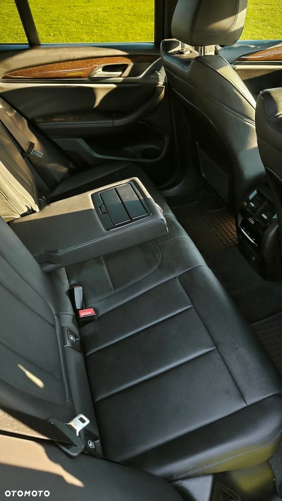 BMW X3 xDrive30i xLine - 23