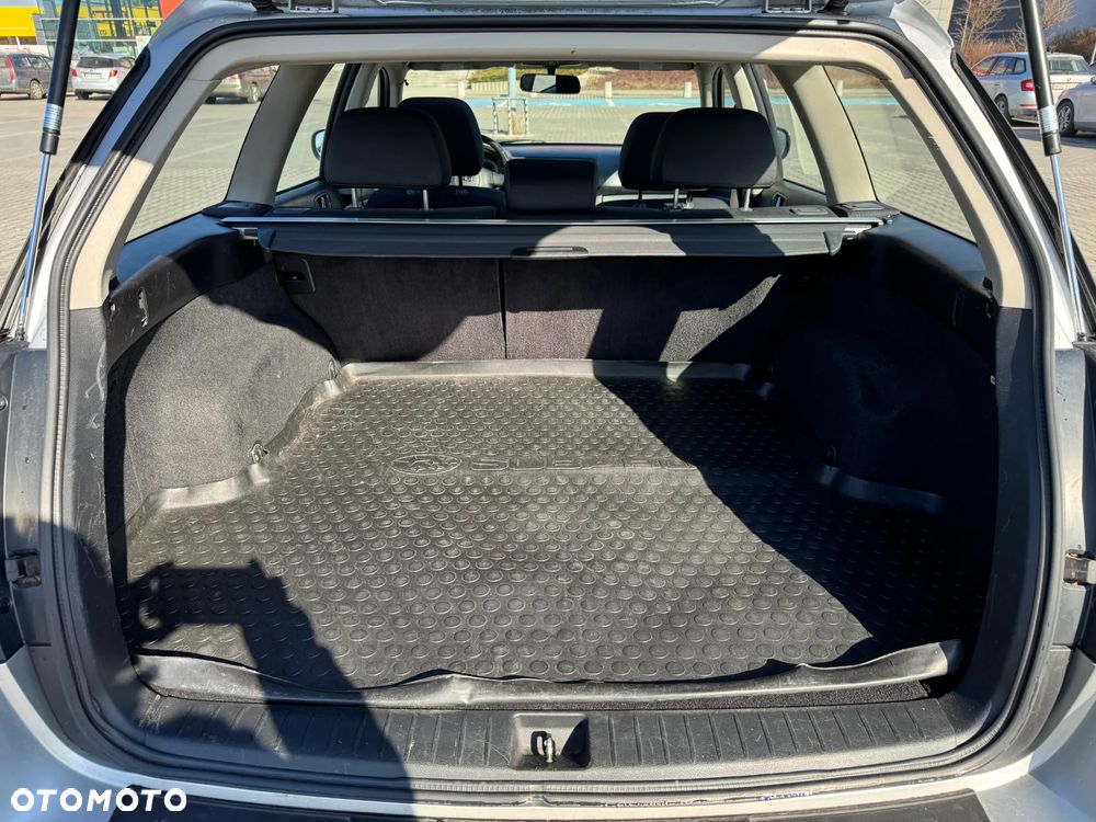 Subaru Outback - 23